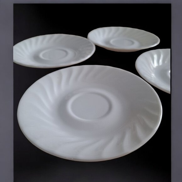 Corelle Corning Saucer Plates White Swirl Pattern‎ Set of 4 Replacement Lot - Picture 2 of 5